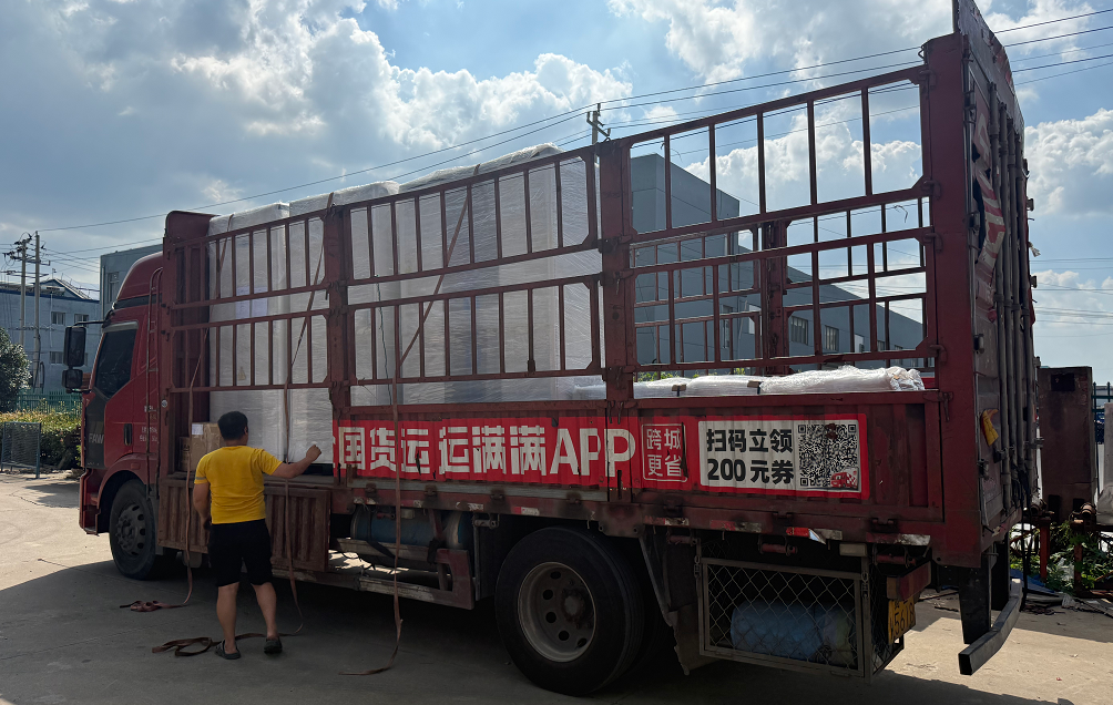 连云港海州湾浮岛项目发货：复杂海洋景区高安全液冷储能系统解决方案